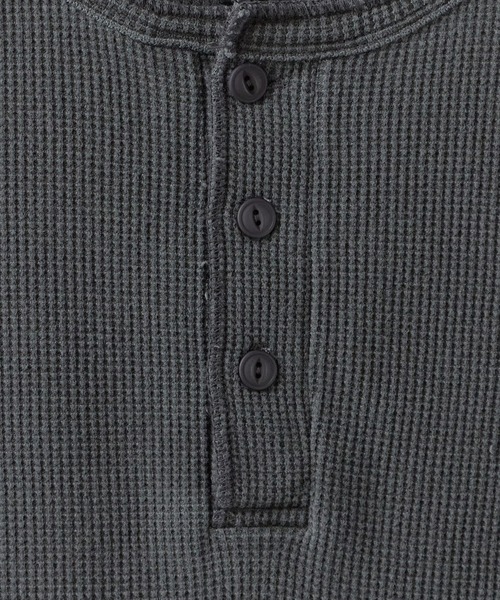 ROOPTOKYO(ループトウキョウ)の「ピグメント加工ワッフルジャストフィットヘンリーネックT 半袖Tシャツ 秋 秋服 2026年秋冬(Tシャツ/カットソー・メンズ・ブラック/ワインレッド・S/M/L)」の4枚目の写真