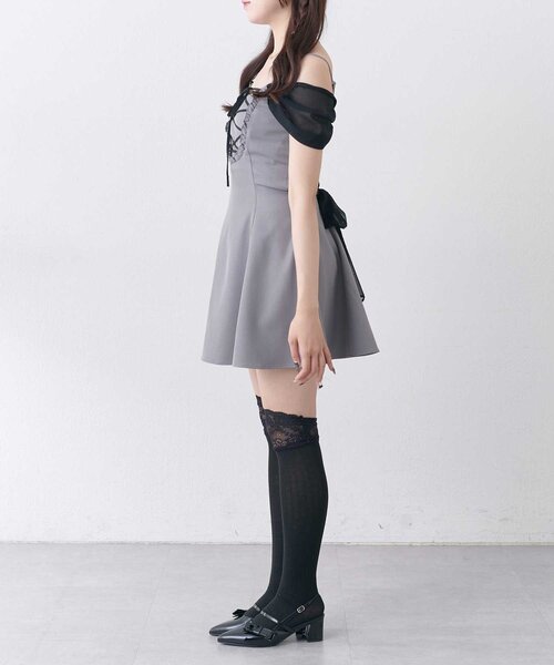 OLIVE des OLIVE(オリーブデオリーブ)の「【Belle Charme】Back Ribbon Flare Cami Onepiece(ワンピース・レディース・ブラック/グレー/ベージュ・FREE)」の4枚目の写真