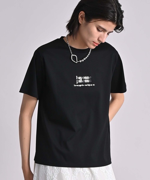 RAW FUDGE(ローファッジ)の「シルケット天竺ロゴプリントプルオーバー(Tシャツ/カットソー・レディース・ブラック/オフホワイト/チャコールグレー・M)」の11枚目の写真
