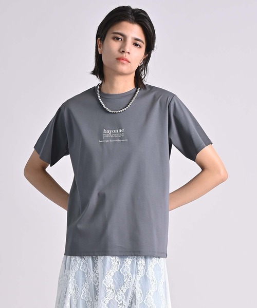 RAW FUDGE(ローファッジ)の「シルケット天竺ロゴプリントプルオーバー(Tシャツ/カットソー・レディース・ブラック/オフホワイト/チャコールグレー・M)」の18枚目の写真