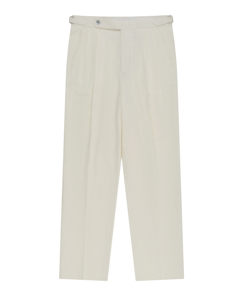 BELLIEF(ベリーフ)の「Essential Seersucker Adjust 2-Pleated Relaxed Chino (Ecru)(その他パンツ・メンズ・その他・LARGE/MEDIUM/X-LARGE)」の1枚目の写真