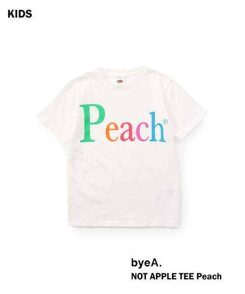 IENA ENFANT(イエナアンファン)の「【byeA. / バイエー】NOT APPLE TEE (PEACH)kids(Tシャツ/カットソー・キッズ・ブラック/ホワイト・MEDIUM/LARGE)」の2枚目の写真