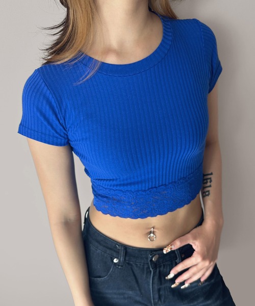 MATU:TA(マトゥータ)の「【シンプルに飽きた人!】レースフィットクロップドTシャツ / ミニTシャツ カラーTシャツ半袖 クロップド丈 2026年春夏新作 カットソー リブ レース 海外ガール シンプル キレイめ ガーリー(Tシャツ/カットソー・レディース・ピンク/ブルー/ホワイト/ブラック・FREE)」の22枚目の写真