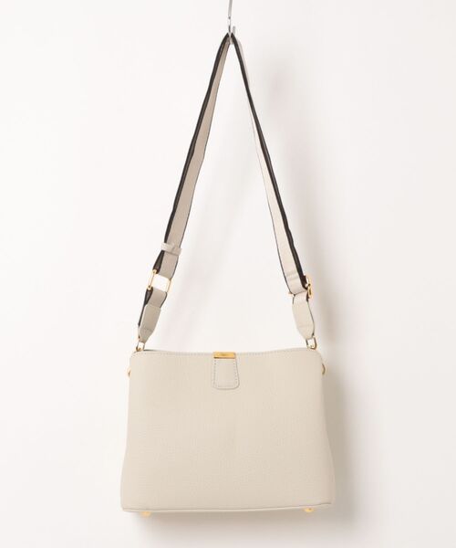 NiiNa(ニーナ)の「【NiiNa】【高品質牛革】2wayワンハンドルスクエアショルダーバッグ(ショルダーバッグ・レディース・ホワイト/ブラウン・FREE)」の9枚目の写真