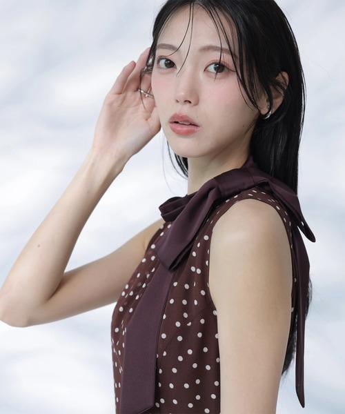 Rirandture(リランドチュール)の「レーストリムドットワンピース(ワンピース・レディース・ダークブラウン・2/1)」の21枚目の写真