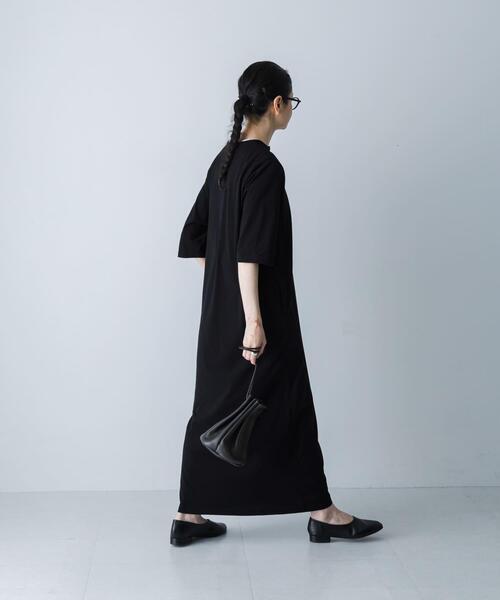 かぐれ(カグレ)の「『2サイズ展開』ヘンリーカットワンピース(ワンピース・レディース・ブラック/チャコールグレー・1/0)」の11枚目の写真