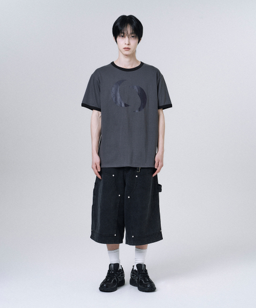 MOOVN（ムブン）の「TWIN MOON リンガー半袖Tシャツ チャコール（Tシャツ/カットソー・メンズ・その他・SMALL/MEDIUM/LARGE）」の4枚目の写真