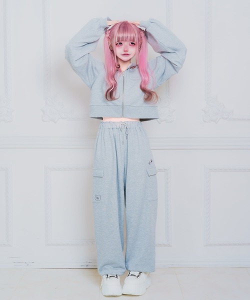 nyanMe(ニャンミー)の「うちらのしょーとぱーかー(パーカー・レディース・ブラック/グレー・FREE)」の3枚目の写真