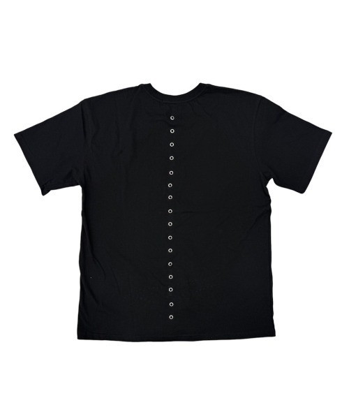 Never mind the XU / Chikashitsu+(ネバーマインド ザ エックスユー / チカシツプラス)の「【nmtc+】Eyelet Cutout Tee / 【エヌエムティーシープラス】アイレットカットアウトTシャツ(Tシャツ/カットソー・メンズ・アイボリー/ブラック・ONE SIZE)」の3枚目の写真