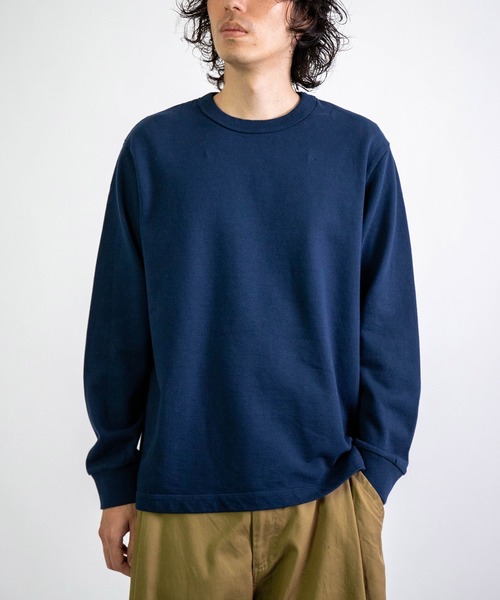 RINEN（リネン）の「[RINEN] オーガニック裏毛 クルーネックスウェット（スウェット・メンズ・ホワイト/ネイビー・3/2）」の2枚目の写真
