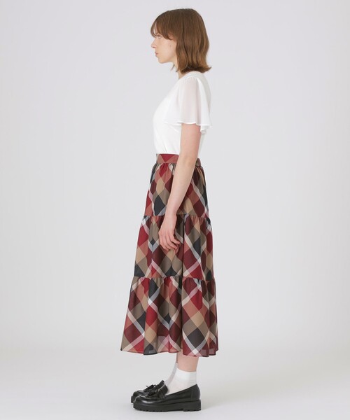 BLUE LABEL CRESTBRIDGE(ブルーレーベルクレストブリッジ)の「クレストブリッジチェックカラミクロスティアードスカート(スカート・レディース・パープル系その他4/レッド・38/36)」の4枚目の写真