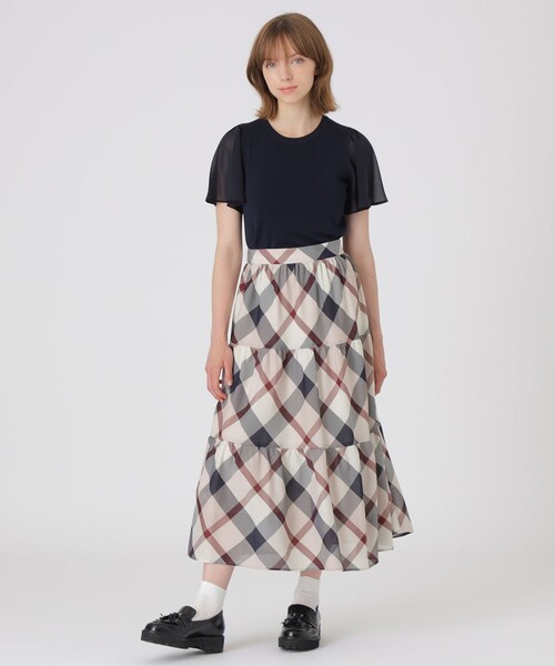 BLUE LABEL CRESTBRIDGE(ブルーレーベルクレストブリッジ)の「クレストブリッジチェックカラミクロスティアードスカート(スカート・レディース・パープル系その他4/レッド・38/36)」の9枚目の写真