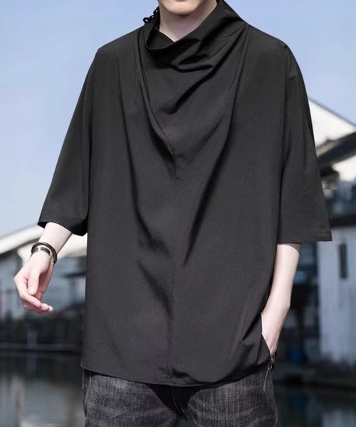 KELVIN（ケルヴァン）の「Drape Neck Mode Tee ドレープネックモードTシャツ（Tシャツ/カットソー・メンズ・ブラック・MEDIUM/LARGE）」の4枚目の写真