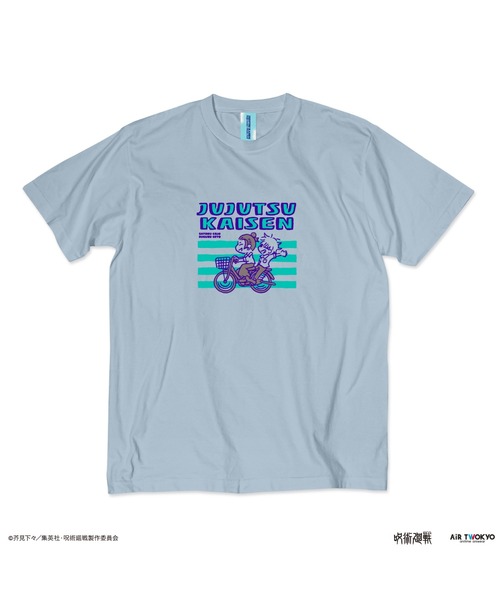AIR TWOKYO（エアトゥーキョー）の「TVアニメ『呪術廻戦』第2期「懐玉・玉折」シーンイラスト Tシャツ2（自転車）（Tシャツ/カットソー・レディース・ライトブルー・X-LARGE/LARGE/MEDIUM）」の3枚目の写真