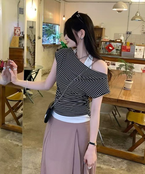 STAY MOTION（ステイモーション）の「【WEB限定】ホルターネックボーダーカットソー［骨格ウェーブ／フェミニン／大人可愛い／きれいめ／韓国ファッション］（Tシャツ/カットソー・レディース・ブラック/グレー・F）」の7枚目の写真