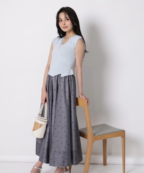 Apuweiser-riche（アプワイザーリッシェ）の「カシュクールニットドットワンピースSET（ワンピース・レディース・ホワイト/ブラック/ライトブルー・2/1）」の3枚目の写真