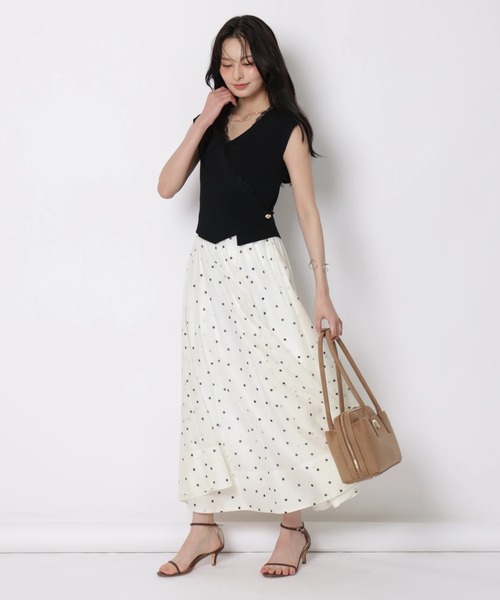 Apuweiser-riche（アプワイザーリッシェ）の「カシュクールニットドットワンピースSET（ワンピース・レディース・ホワイト/ブラック/ライトブルー・2/1）」の6枚目の写真