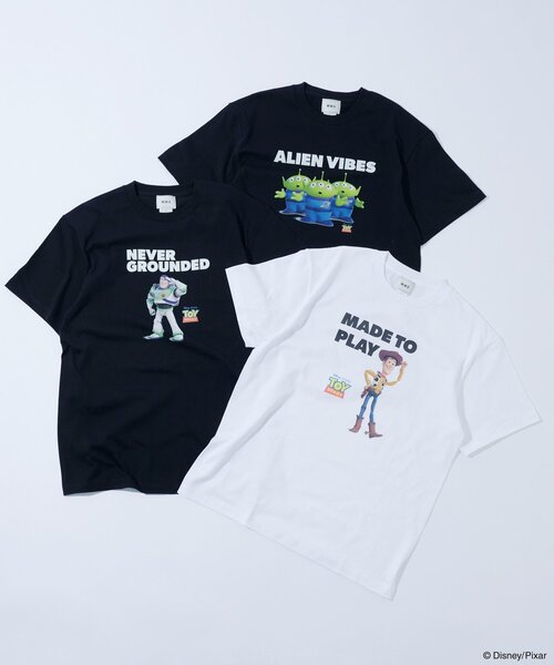 WHO'S WHO gallery(フーズフーギャラリー)の「トイ・ストーリー / TEE / WOODY(Tシャツ/カットソー・レディース・ブラック/ホワイト・SMALL/MEDIUM)」の3枚目の写真