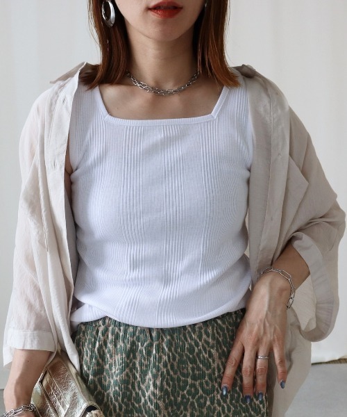 zena(ジェナ)の「ランダムリブスクエアタンクトップ(タンクトップ・レディース・ホワイト/ブラック・MEDIUM/X-LARGE/LARGE)」の1枚目の写真