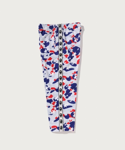A BATHING APE(アベイシングエイプ)の「STA STRIKE CAMO LOOSE FIT TRACK PANTS(その他パンツ・メンズ・ホワイト/ブルー・X-LARGE/MEDIUM/SMALL)」の5枚目の写真