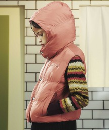 MARNI（マルニ）Kids & Junior  ロゴクロップドフードダウンベスト