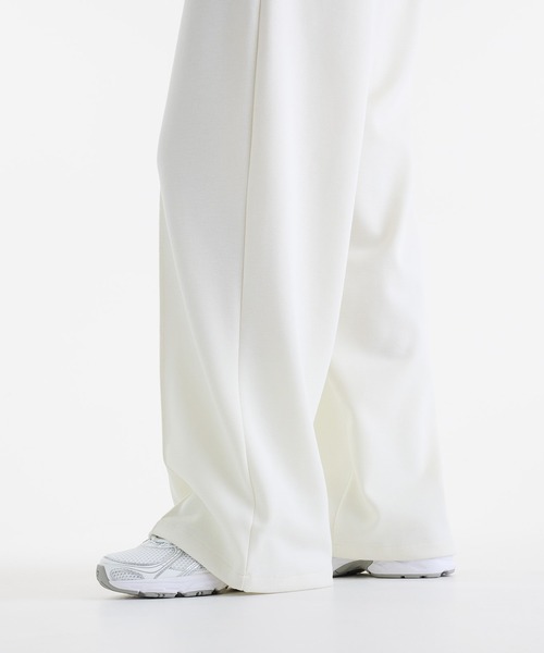 NEW BALANCE(ニューバランス)の「スポーツレガシーピケパンツ(スラックス・レディース・スミクロ/アイボリー・SMALL/MEDIUM/LARGE/X-LARGE)」の5枚目の写真