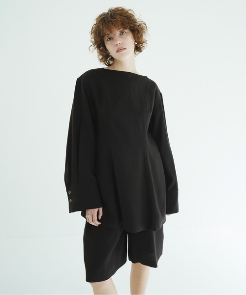 CLANE(クラネ)の「TENCEL MINI FLARE ONEPIECE(ワンピース・レディース・ブラウン/アイボリー・1/2)」の3枚目の写真