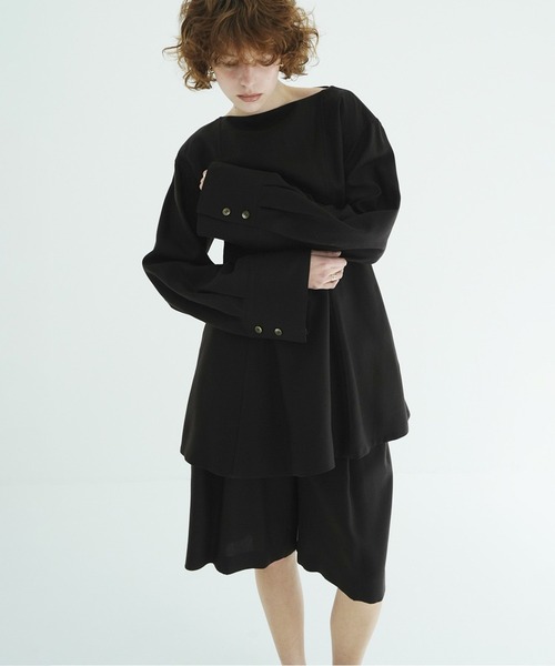 CLANE(クラネ)の「TENCEL MINI FLARE ONEPIECE(ワンピース・レディース・ブラウン/アイボリー・1/2)」の4枚目の写真