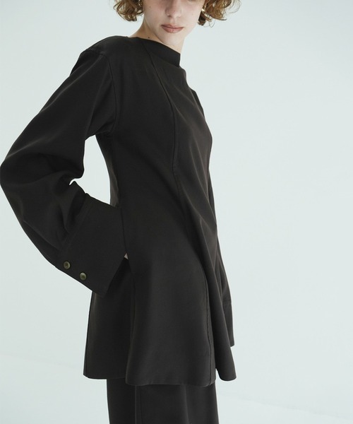 CLANE(クラネ)の「TENCEL MINI FLARE ONEPIECE(ワンピース・レディース・ブラウン/アイボリー・1/2)」の6枚目の写真