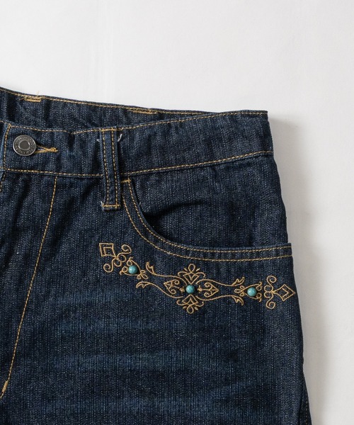 JOHN'S CLOSET(ジョンズクローゼット)の「【31】ターコイズスタッズ&刺繍 カーブパンツ(デニムパンツ・メンズ・インディゴブルー/ブラック・LARGE/MEDIUM)」の5枚目の写真