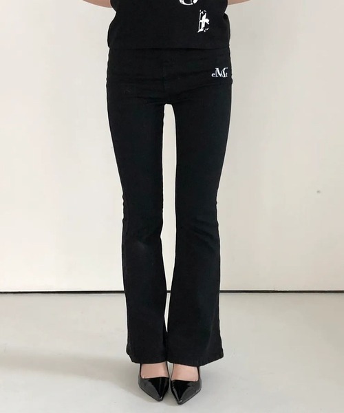 MUCENT(ムセント)の「MUCENT/RAXENブーツカットデニムパンツ(その他パンツ・レディース・ブラック・SMALL)」の6枚目の写真
