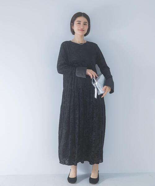URBAN RESEARCH ROSSO WOMEN(アーバンリサーチ ロッソ)の「『WEB/一部店舗限定』フロッキープリントティアードワンピース(ワンピース・レディース・ブラウン/ブラック・FREE)」の7枚目の写真