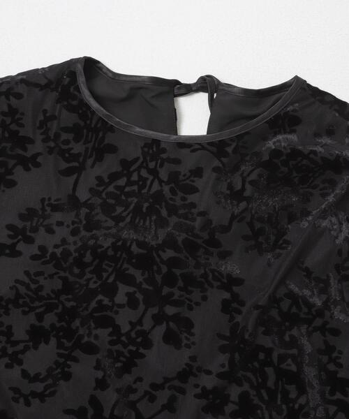 URBAN RESEARCH ROSSO WOMEN(アーバンリサーチ ロッソ)の「『WEB/一部店舗限定』フロッキープリントティアードワンピース(ワンピース・レディース・ブラウン/ブラック・FREE)」の14枚目の写真