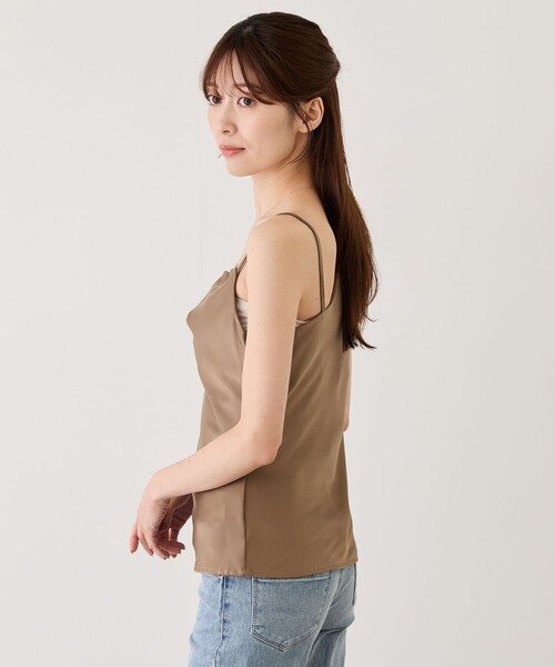 Jayro(ジャイロ)の「サテンアシメドレープトップス(その他トップス・レディース・ブラック/ホワイト系その他2・M)」の18枚目の写真