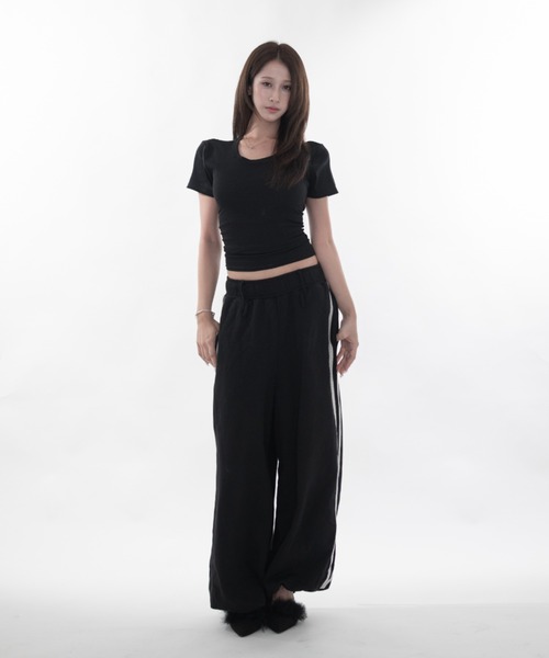 Melviianne（メルヴィアンヌ）の「Open back lace-up tops（Tシャツ/カットソー・レディース・Black/White・SMALL/MEDIUM）」の8枚目の写真