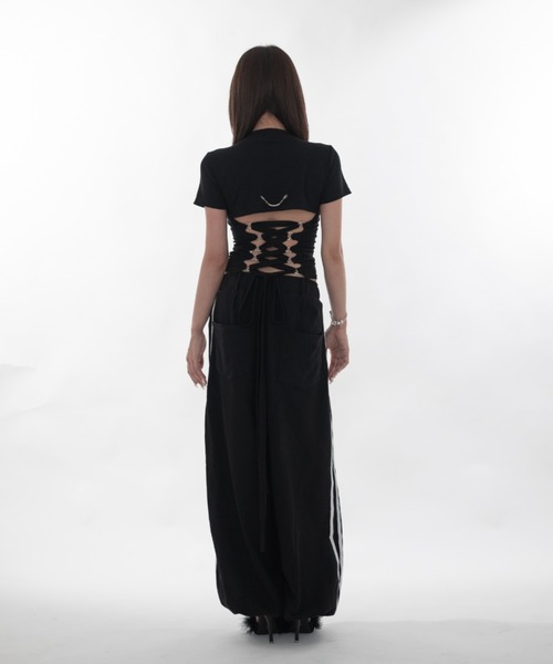Melviianne（メルヴィアンヌ）の「Open back lace-up tops（Tシャツ/カットソー・レディース・Black/White・SMALL/MEDIUM）」の9枚目の写真