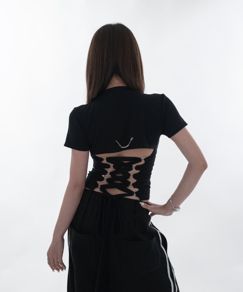 Melviianne（メルヴィアンヌ）の「Open back lace-up tops（Tシャツ/カットソー・レディース・Black/White・SMALL/MEDIUM）」の5枚目の写真