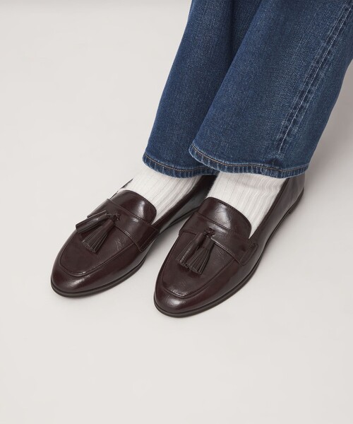 green label relaxing(グリーンレーベルリラクシング)の「ラウンド タッセルローファー(ローファー・レディース・ブラック/ダークブラウン・25cm/23.5cm/22.5cm/24.5cm/23cm/24cm)」の1枚目の写真