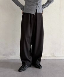コクーンタックパンツ