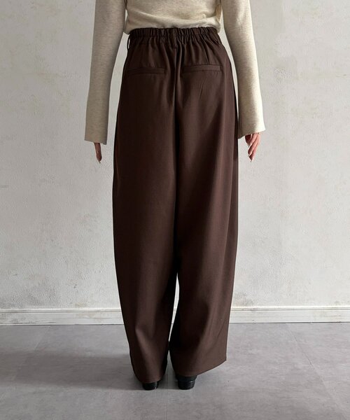 Thevon(ゼボン)の「コクーンタックパンツ(その他パンツ・レディース・ブラウン/ブラック・S/M)」の7枚目の写真