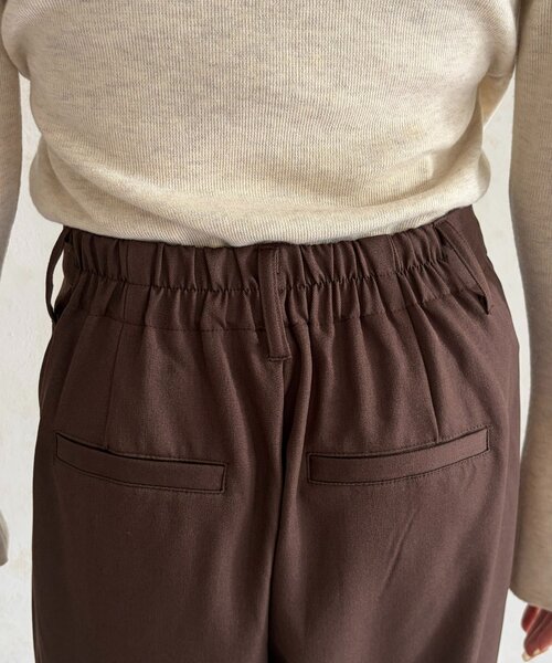 Thevon(ゼボン)の「コクーンタックパンツ(その他パンツ・レディース・ブラウン/ブラック・S/M)」の8枚目の写真