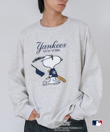 PEANUTS（ピーナッツ）の「【PEANUTS/ピーナッツ】【ユニセックスデザインでリンクコーデにも◎】MLB×PEANUTS 裏起毛トレーナー 保温 キャラクター ドジャース ヤンキース パイレーツ（スウェット）」
