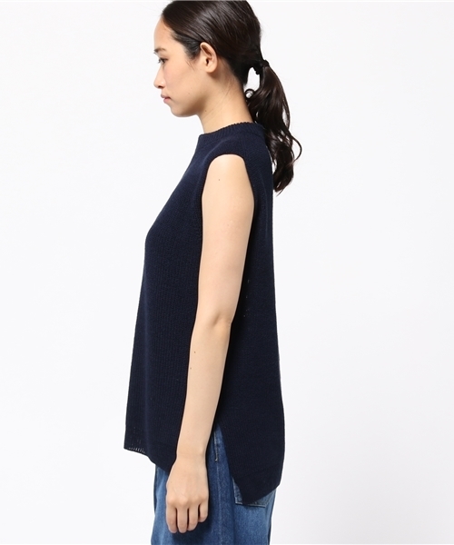 22 OCTOBRE（ヴァンドゥ－オクトーブル）の「バルキーロングベスト（ニット/セーター・レディース・ブラック/ベージュ/ネイビー・2）」の8枚目の写真