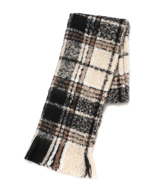 mimis（ミイーミイーズ）の「【U.Q/ユウキュウ】チェックマフラー【mimis/ミィーミィーズ】（マフラー・レディース・ベージュ/ネイビー/レッド・FREE）」の2枚目の写真