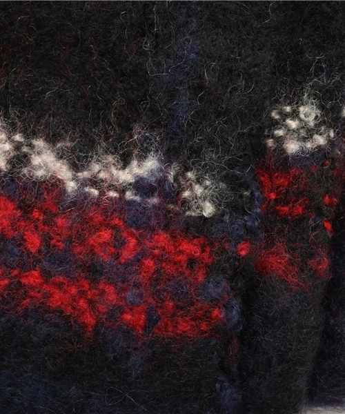 mimis（ミイーミイーズ）の「【U.Q/ユウキュウ】チェックマフラー【mimis/ミィーミィーズ】（マフラー・レディース・ベージュ/ネイビー/レッド・FREE）」の5枚目の写真