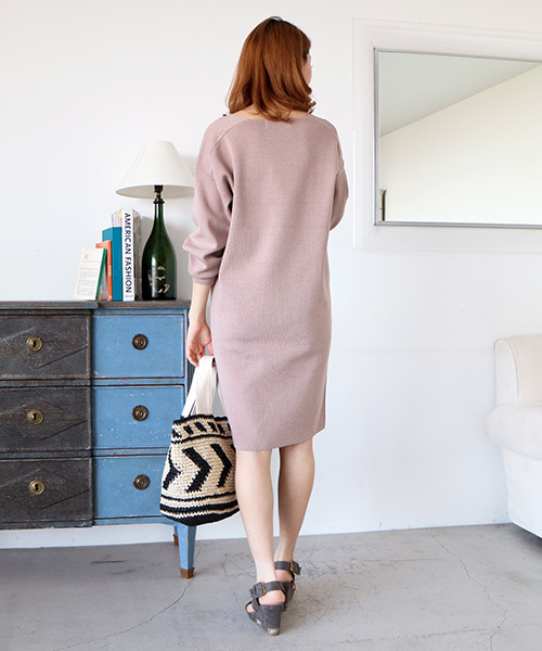 N.（N. Natural Beauty Basic）（エヌエヌナチュラルビューティーベーシック）の「総針サックワンピース（ワンピース・レディース・ベージュ/ネイビー/ホワイト/ブルー・MEDIUM）」の10枚目の写真