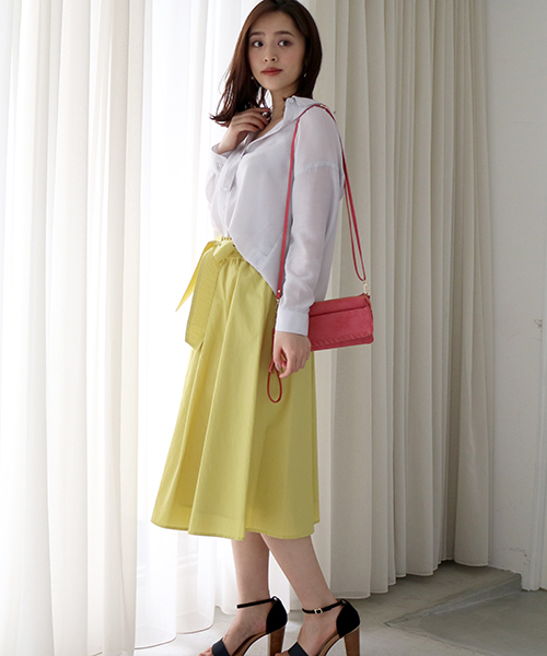 N.（N. Natural Beauty Basic）（エヌエヌナチュラルビューティーベーシック）の「ウエストシャーリングリボンベルトスカート（スカート・レディース・ベージュ/イエロー/ネイビー/レッド・MEDIUM）」の20枚目の写真