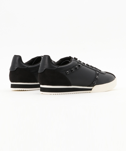 CHARLES & KEITH（チャールズ & キース）の「レースアップスニーカー / LACE-UP SNEAKERS（スニーカー・レディース・ホワイト/ブラック・23cm/24cm/22.5cm/23.5cm/24.5cm）」の7枚目の写真