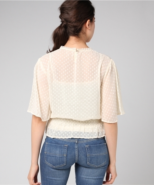 merlot plus（メルロープリュス）の「ドット柄シアーウエストギャザードルマンブラウス7026（シャツ/ブラウス・レディース・レッド/ブラウン/アイボリー/ブラック・FREE）」の7枚目の写真