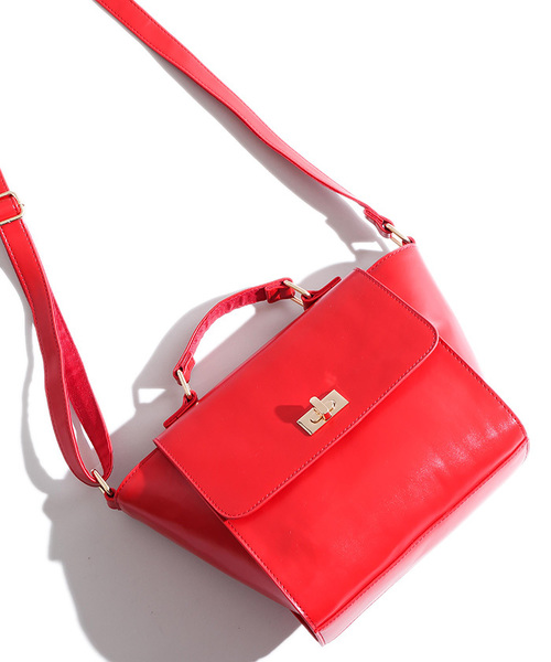 WEGO（ウィゴー）の「WEGO/バブリーショルダーバッグ（ショルダーバッグ・レディース・ブラック/その他1/イエロー/ピンク/ホワイト/レッド/ブラウン/その他2・FREE）」の6枚目の写真